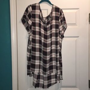 EUC torrid plaid high low top size 3